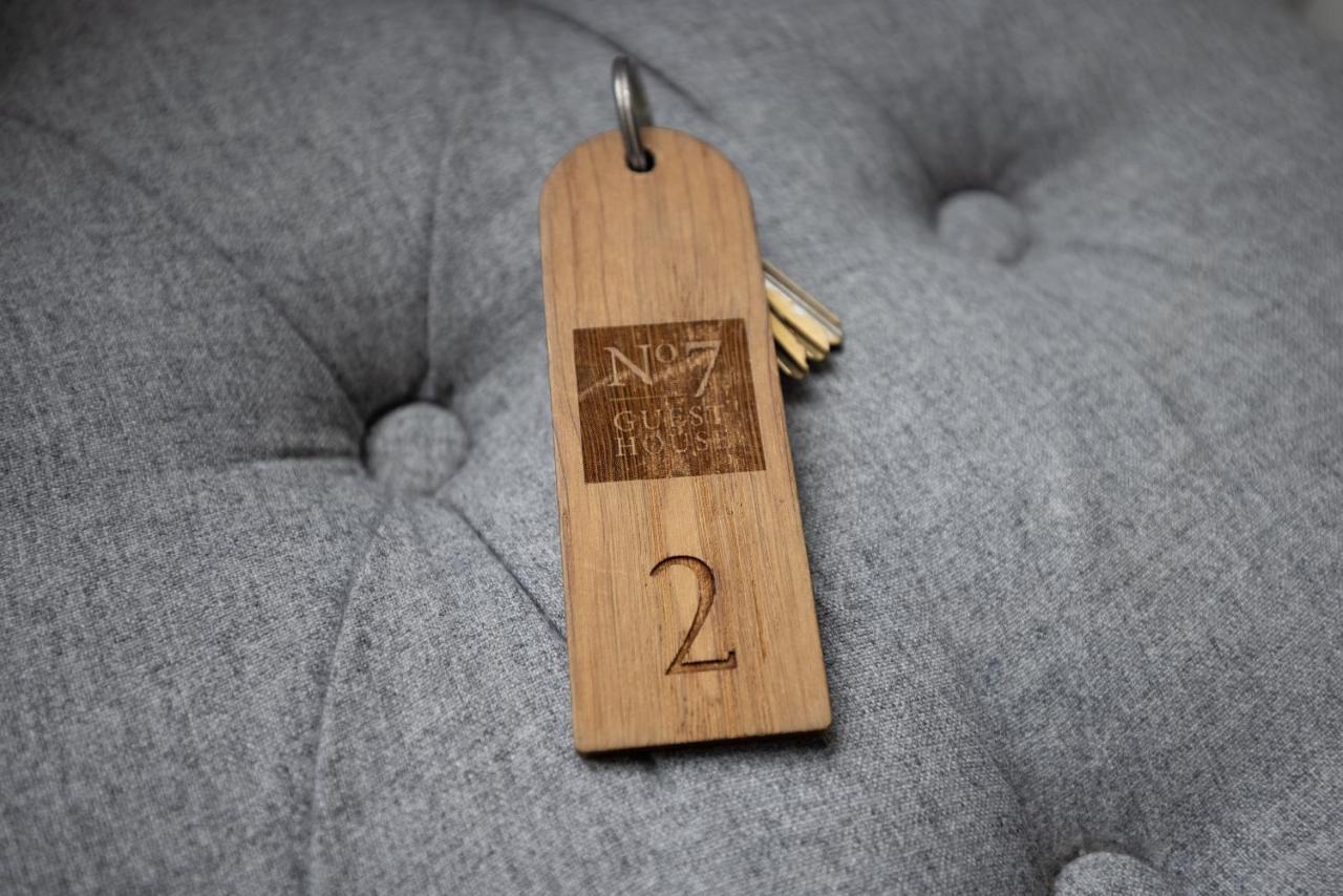 Number 7 Guest House วิทบี ภายนอก รูปภาพ
